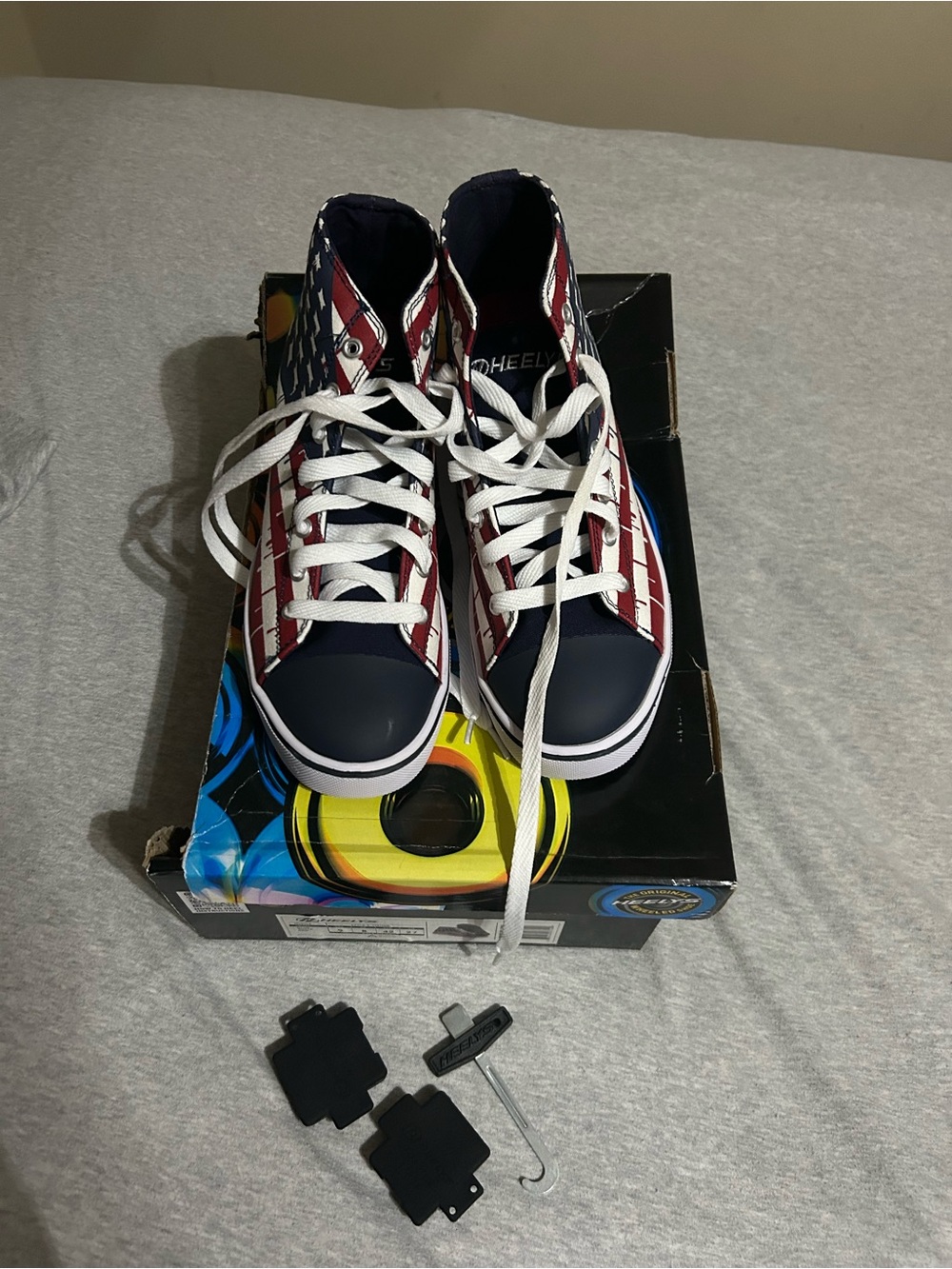 Men’s Heelys